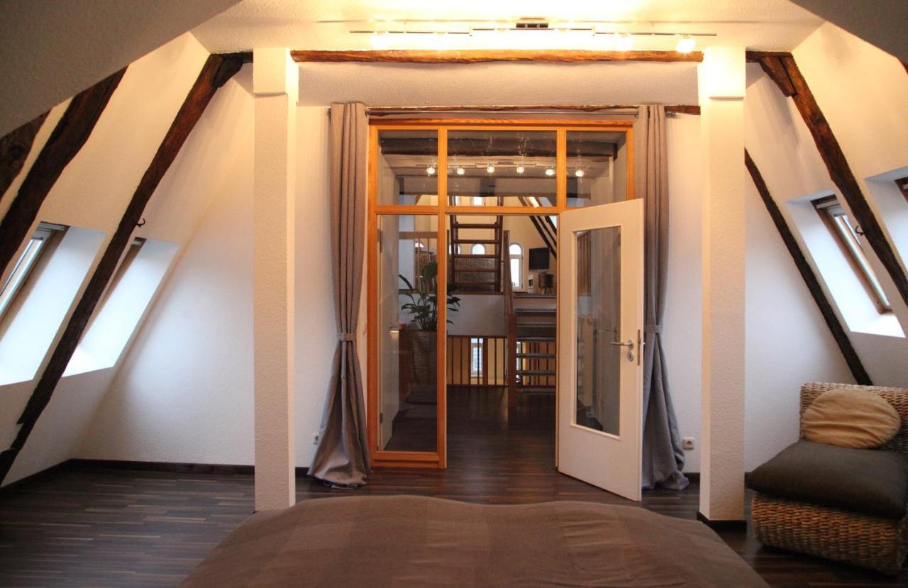 Wunderschoene Dachgeschoss - Maisonette Rostock Exterior foto